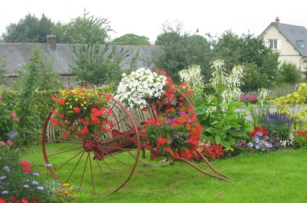 Le Refuge De Normandie Avec Spa Et Cheminee Mesnieres-en-Bray Esterno foto